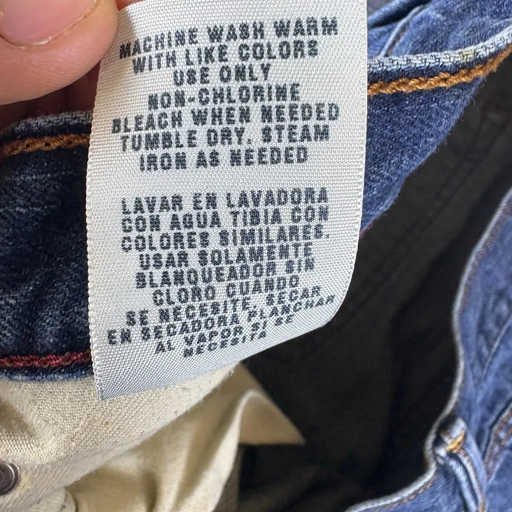 Arizona Jean Company detail denim rise